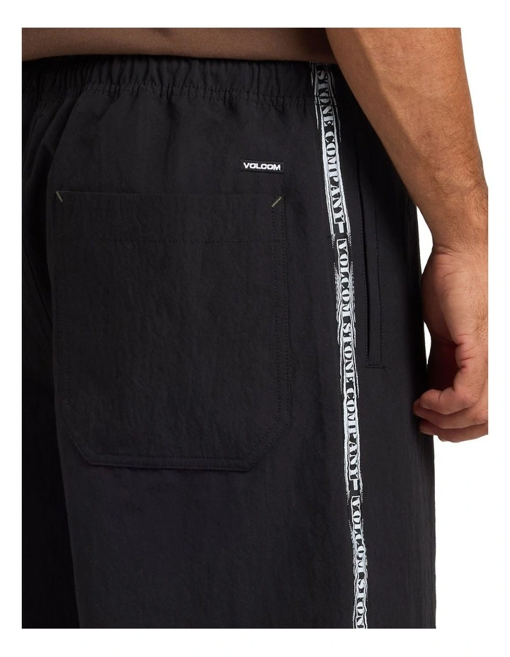 Dispensor Short 22 Inch Shorts In Black image 4