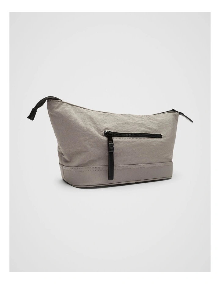Ollie Wash Bag in Mink image 1