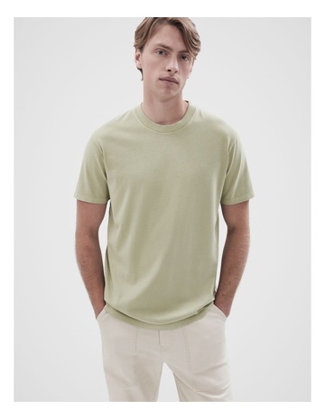 Lt Green colour