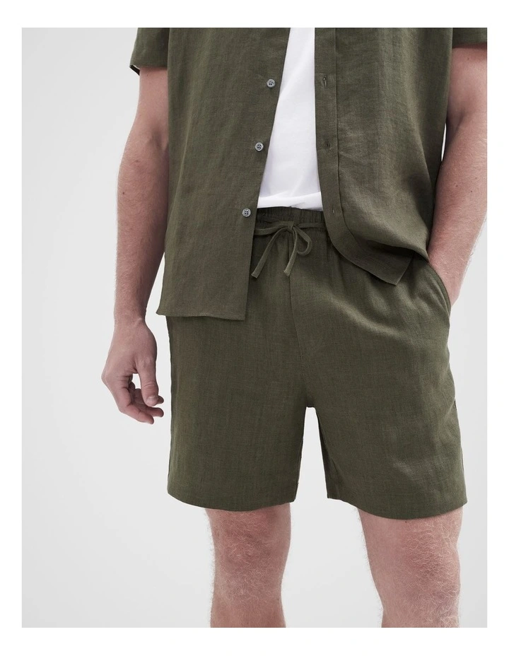 Linen Pull On Short in Green image 1