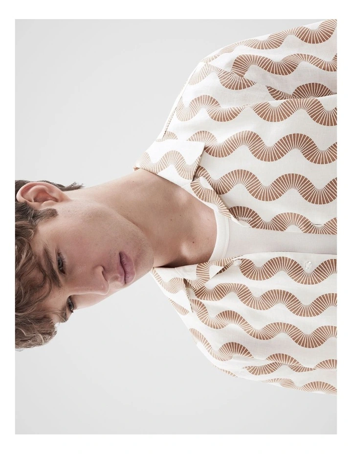 Wavy Print Regular Fit Shirt in White image 4