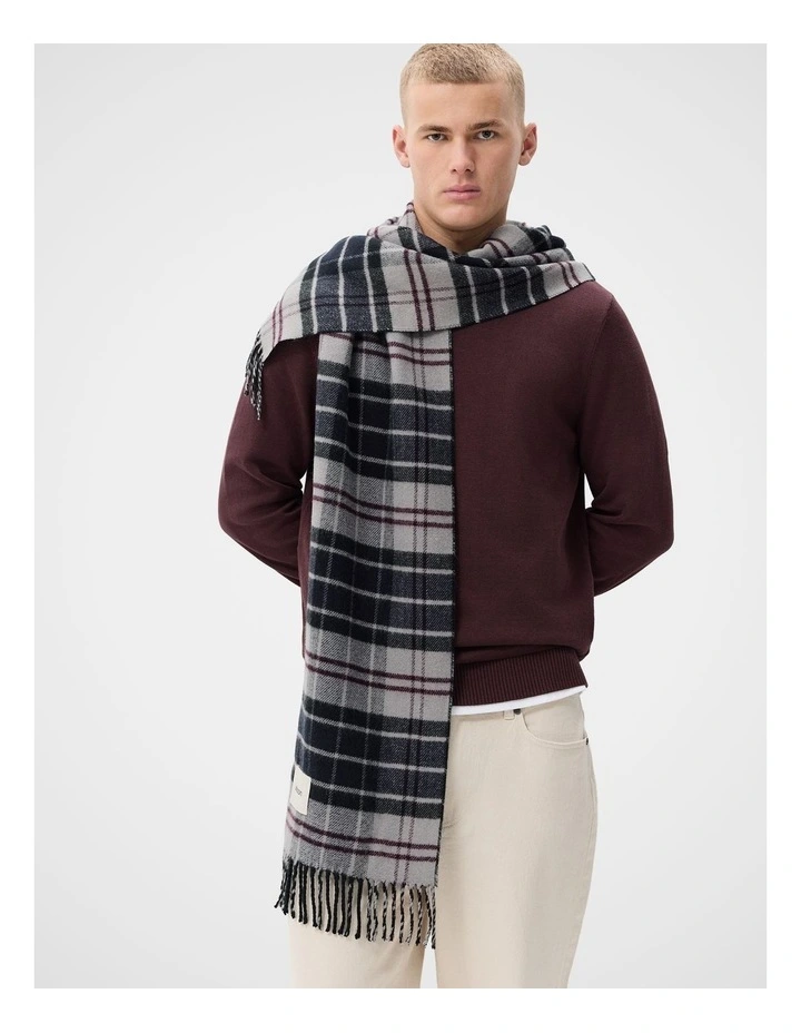 Check Scarf in Multi image 3