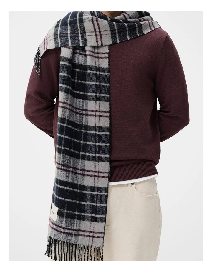 Check Scarf in Multi image 4