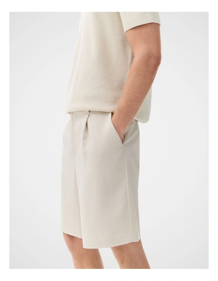 Cayman Pleat Front Short image 4