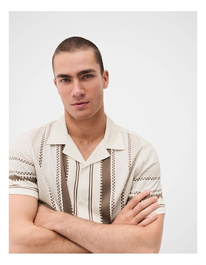 Barwon Border Print Regular Fit Shirt image 4