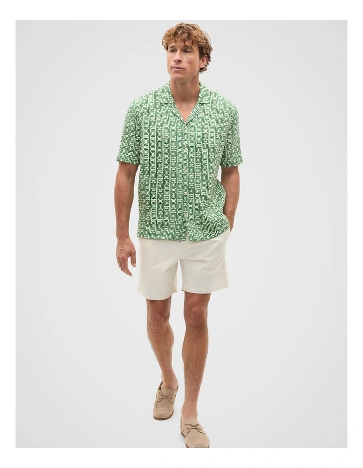 Short Sleeve Geometric Print Linen Shirt in Pea Green image 4