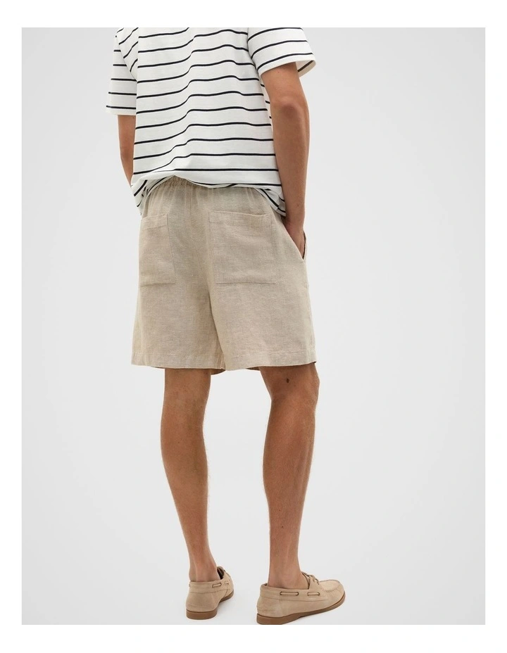 Linen Pullon Short in Almond image 2