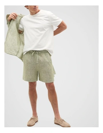 Linen Pullon Short in Green Apple