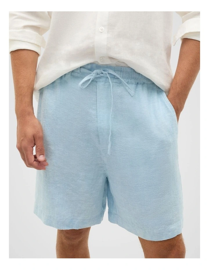 Linen Pullon Short in Sky Blue image 4