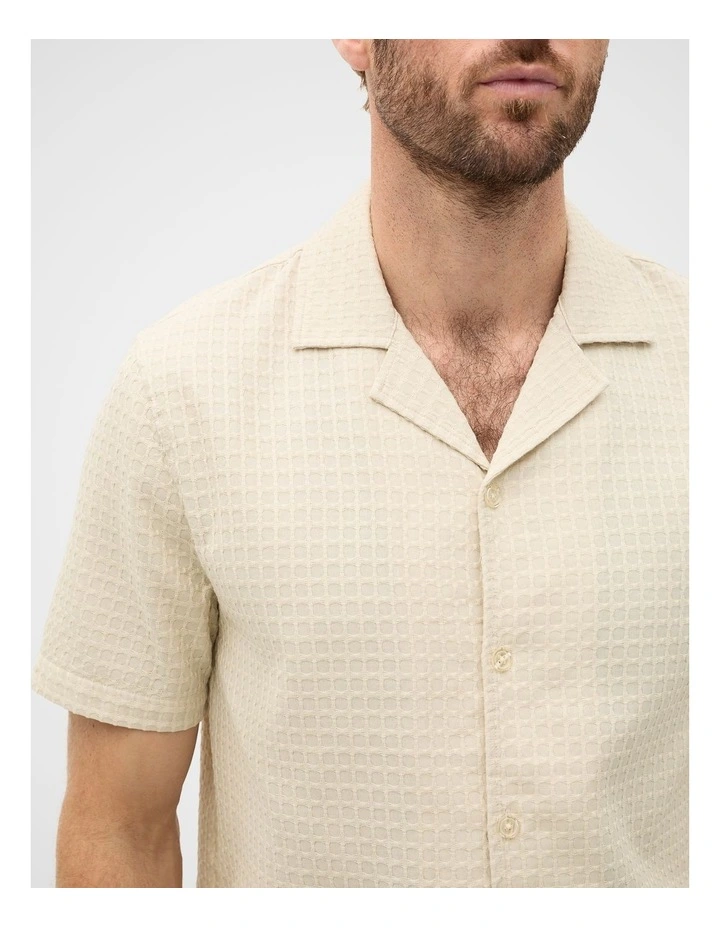 Short Sleeve Self Check Shirt in Oyster image 2