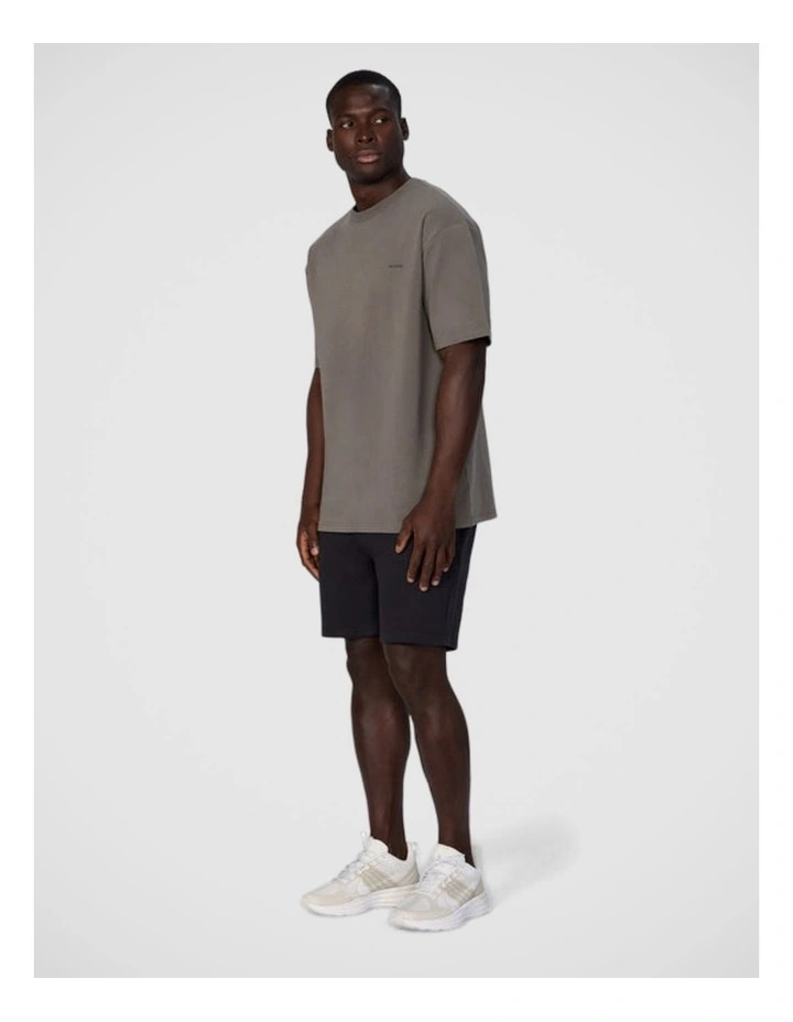The Newport Tee - Leaf image 3