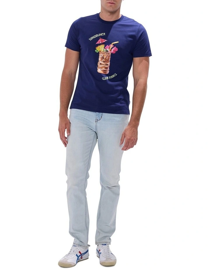 Sundowner Tee T-shirt in Navy image 2