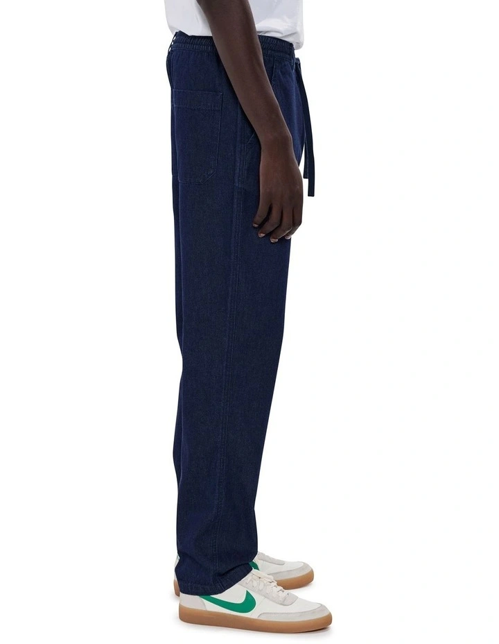 Zach Slim Fit Pant in Mid Wash image 4