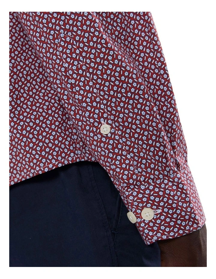 Heart Of A Daisy Shirt in Crimson Red image 4