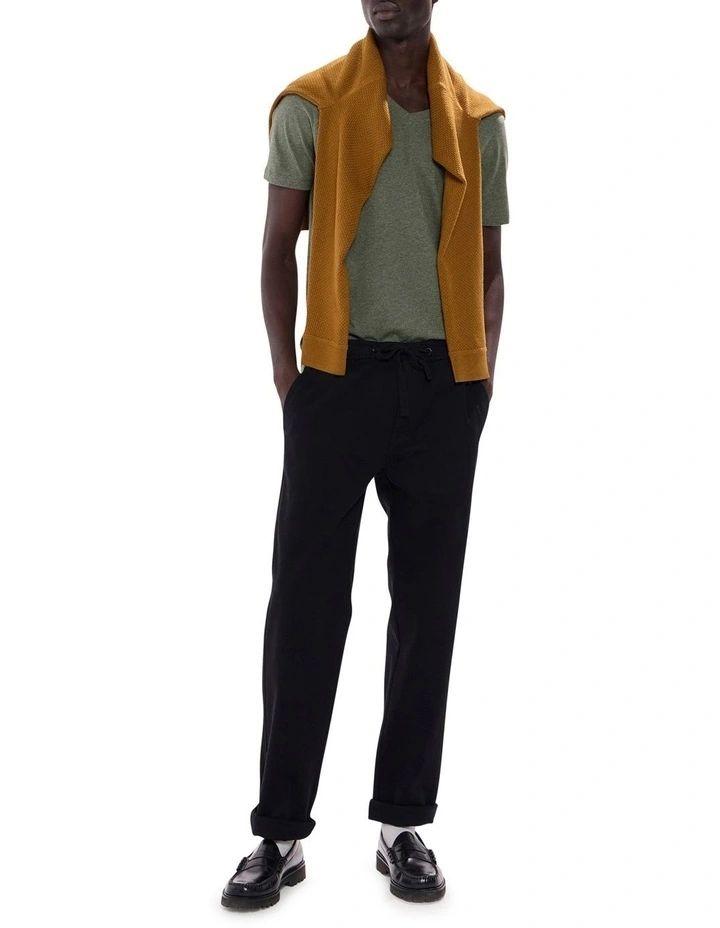 Marle Arnie V Neck in Forest Marle image 2