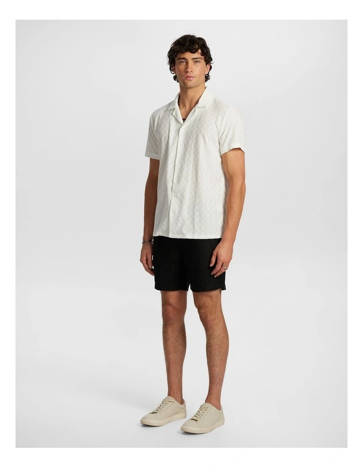 Manta Linen Short in Black image 5