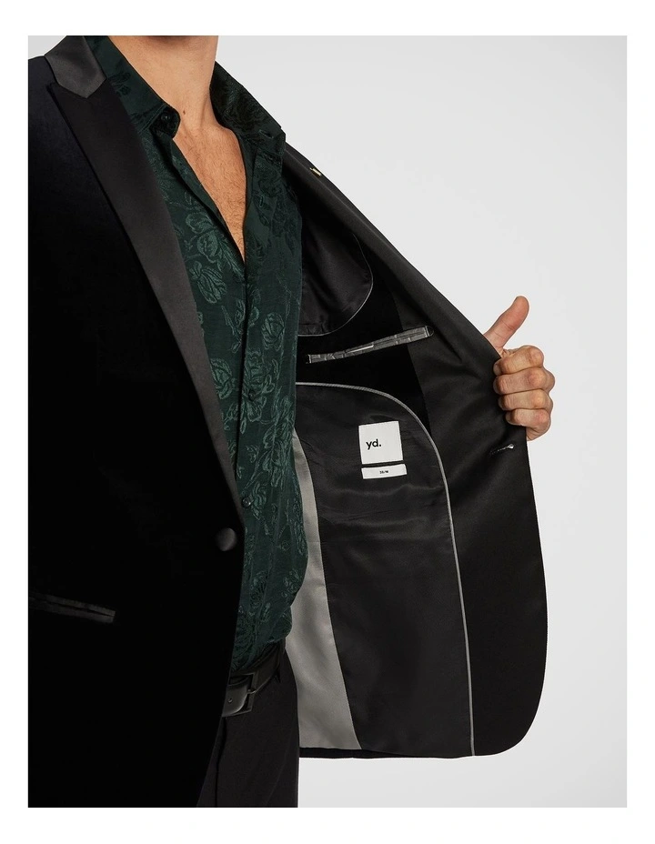 Milan Velvet Blazer in Black image 4