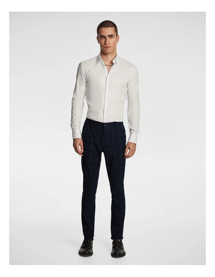 Alpa Skinny Chino in Navy image 6