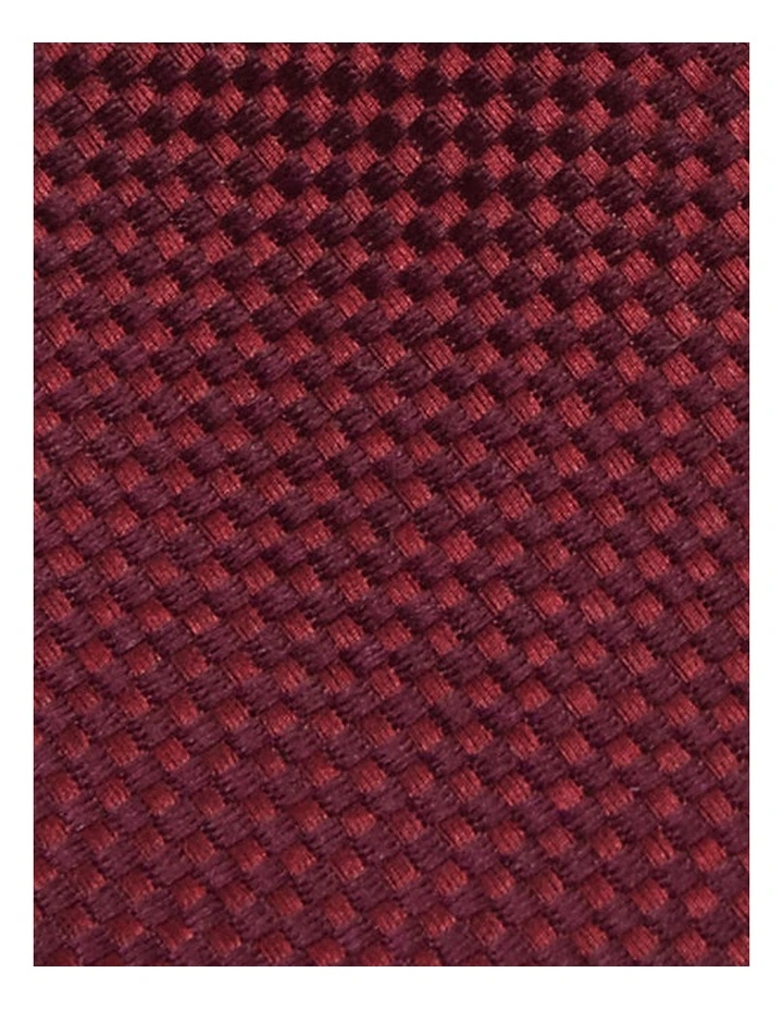 Elias Textured 5 Cm Width Tie in Burgundy image 2