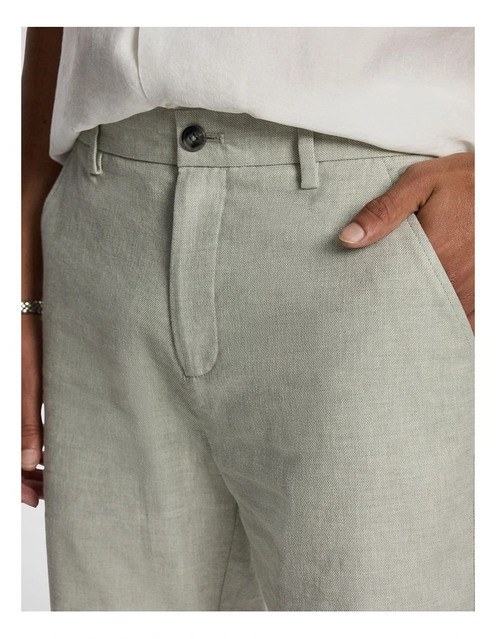 Panama Linen Chino Short in Sage image 4