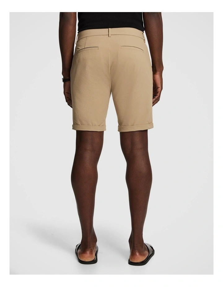 Performance Stretch Short in Natural image 2