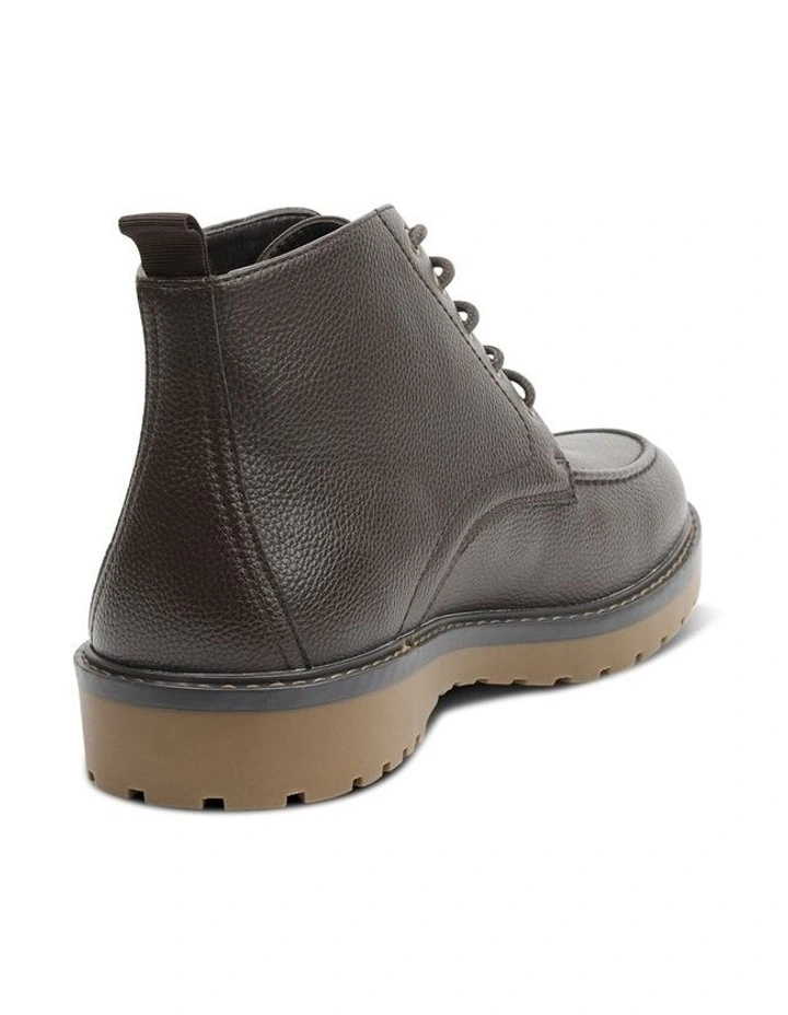 Travis Chukka Boot in Chocolate image 2