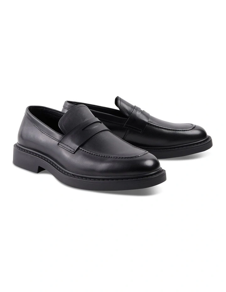 Nolan Penny Leather Loafer in Black image 3