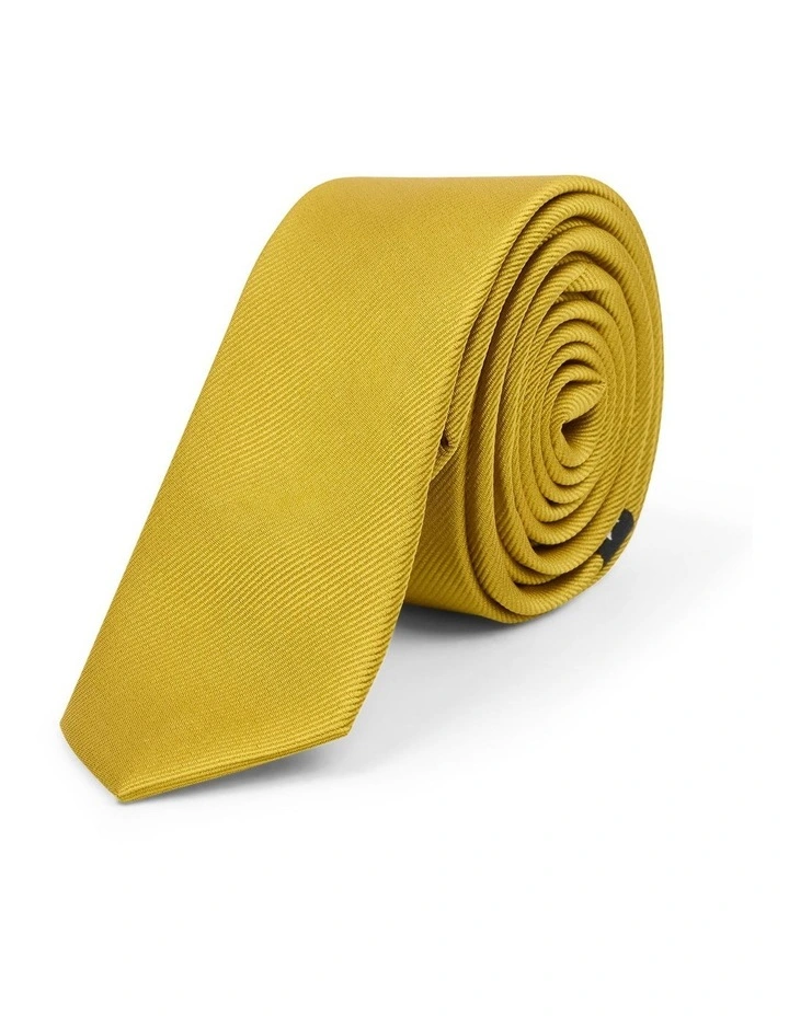 Winner Textured 5 Cm Tie in Gold image 1