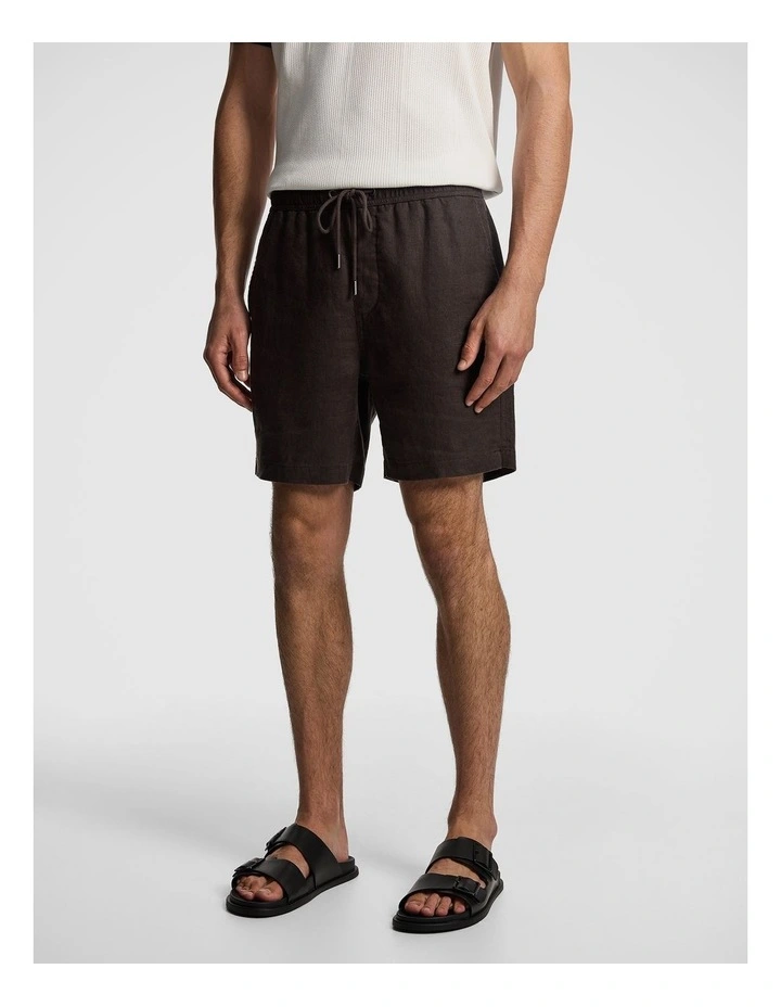 Manta Pure Linen Short in Chocolate image 3