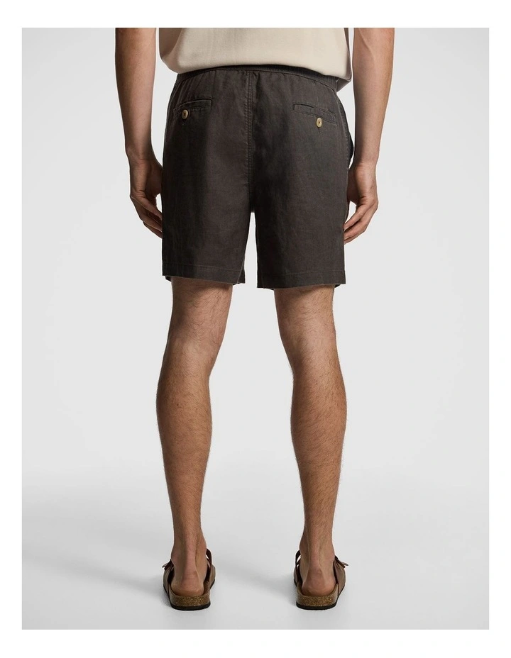 Manta Pure Linen Short in Olive image 2