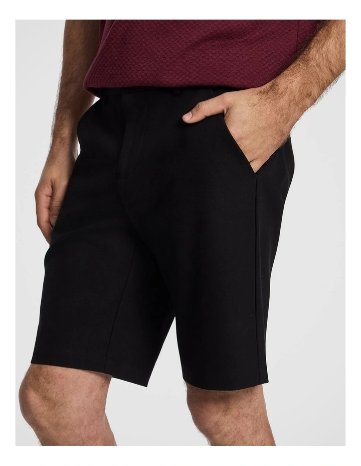 Energy Regular Short in Black image 3