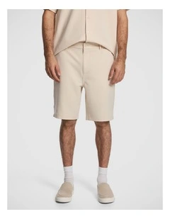 Bobby Relaxed Short in Natural