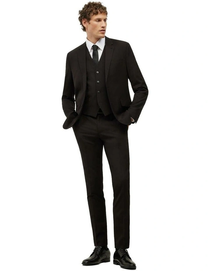 Arlo Tailored Vest image 3