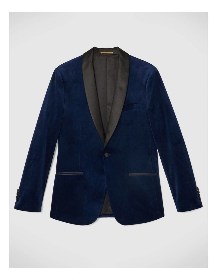 Black Tie Velvet Tuxedo in Midnight image 2