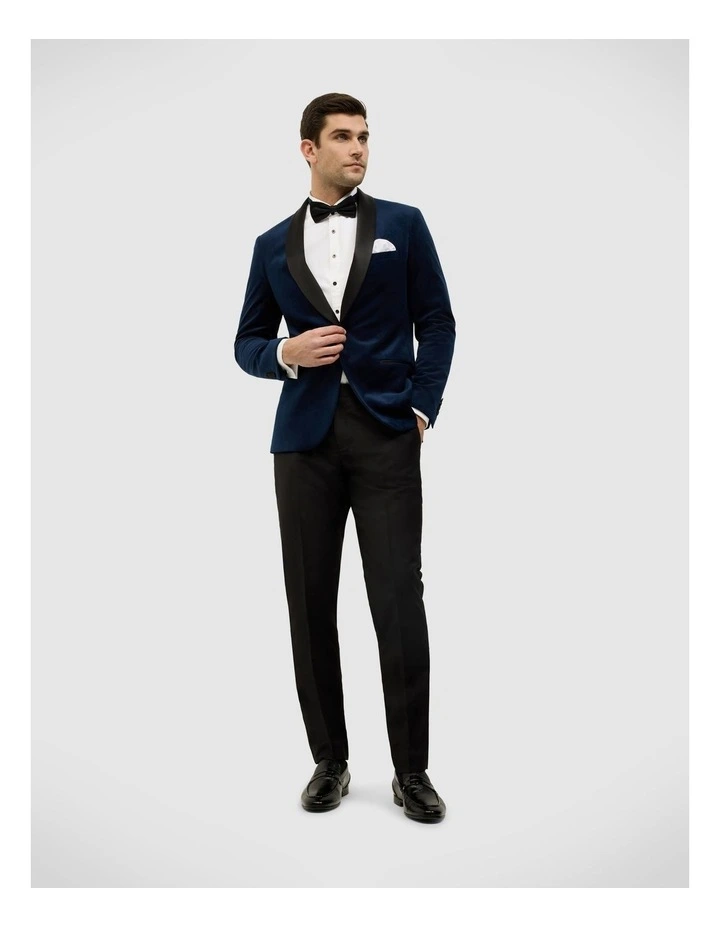 Black Tie Velvet Tuxedo in Midnight image 3