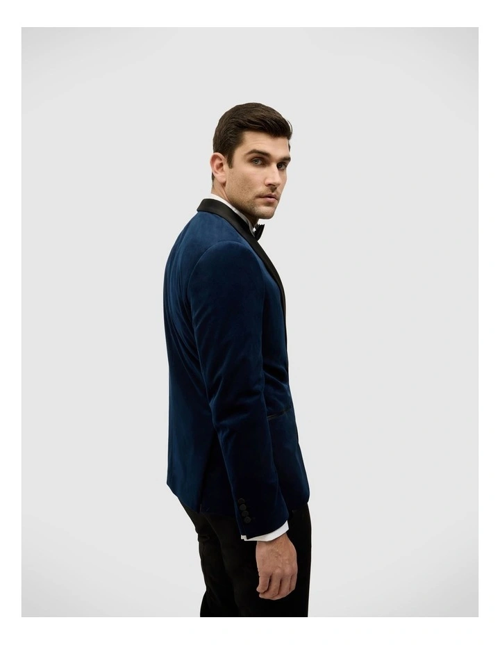 Black Tie Velvet Tuxedo in Midnight image 5