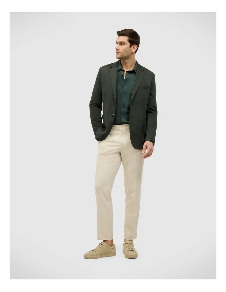 Slim Travel Shirt in Forest image 3