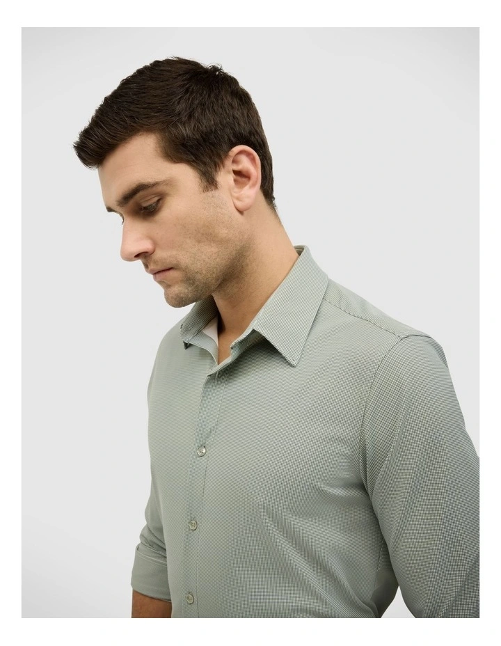 Micro-geo Travel Long Sleeve Shirt in Green image 6