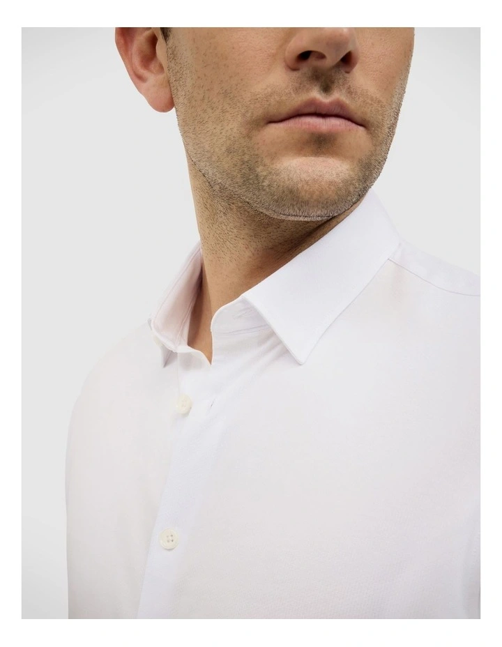 Travel Performance Short Sleeve Shirt in White image 4