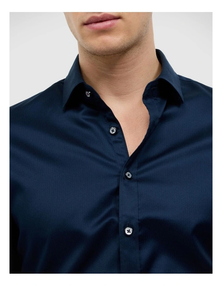 Accent Stretch Long Sleeve Shirt in Navy image 4