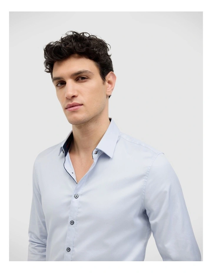Accent Stretch Long Sleeve Shirt in Light Blue image 4