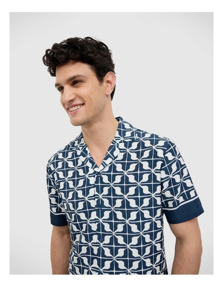 Chadwick Resort Geo Short Sleeve Shirt in Navy image 5