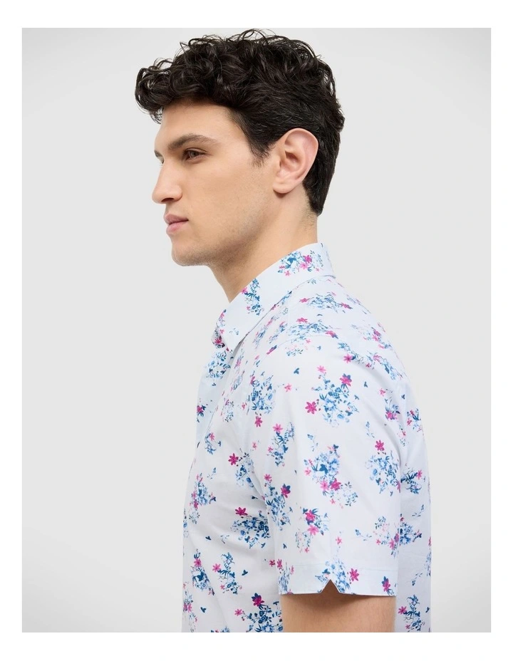 Bouquet Floral Short Sleeve Shirt in Magenta image 5
