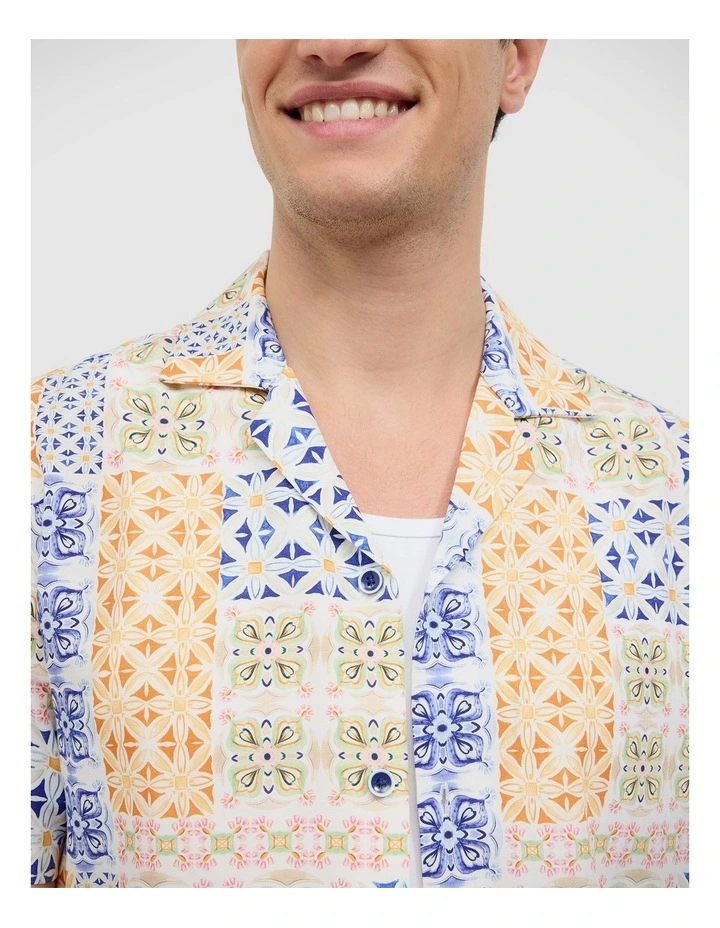Tapestry Print Short Sleeve Shirt in Multi image 4