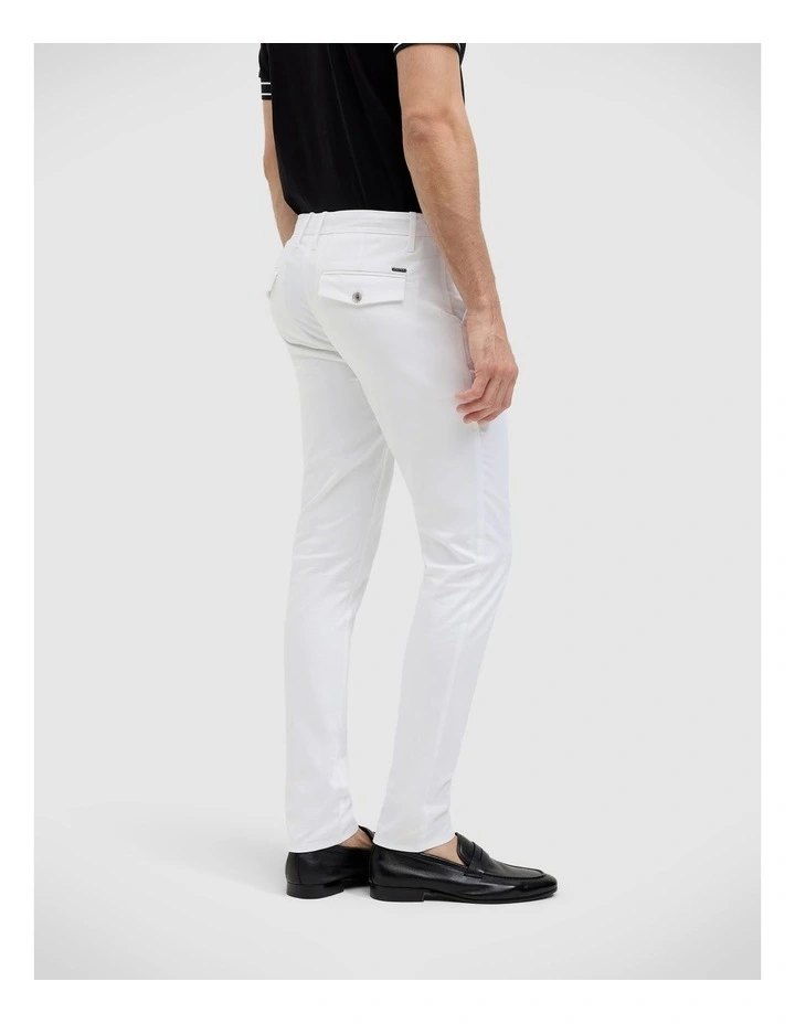 Ultra Slim Cotton-tencel Chino in White image 4