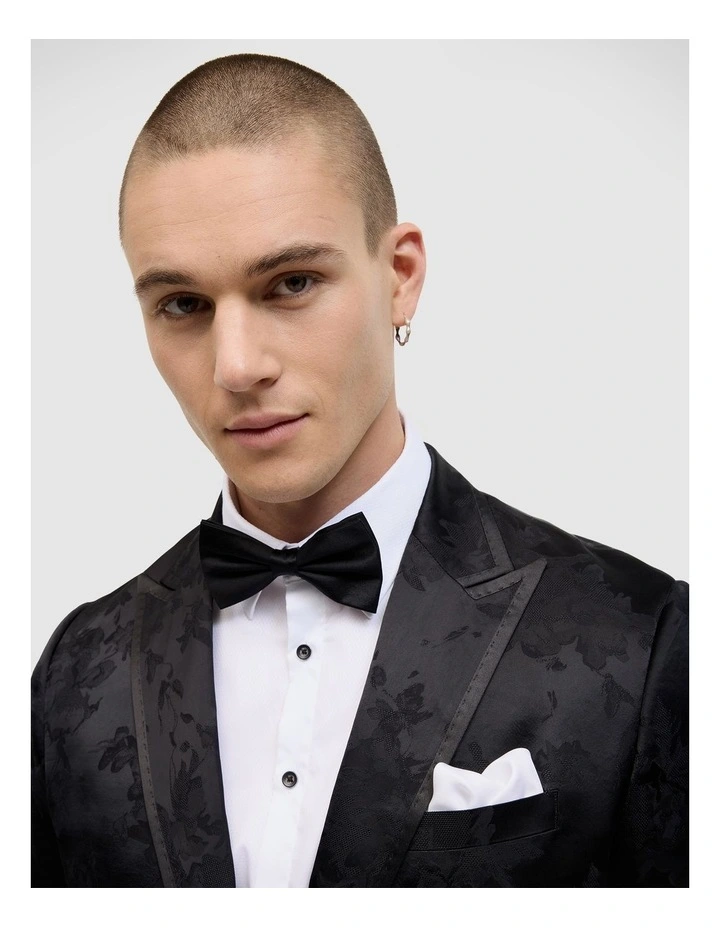 Matheson Jacquard Black Tie Tuxedo in Black image 4