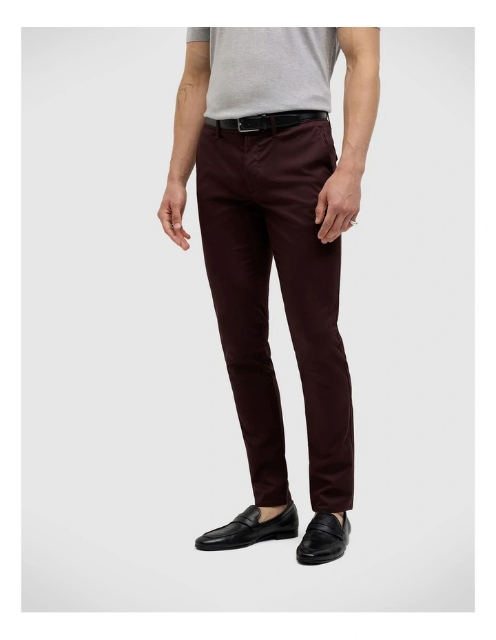 Bradley Stretch Chino in Burgundy image 4
