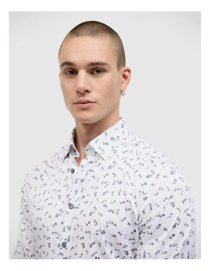 Sutton Floral Print Shirt in White/navy image 5