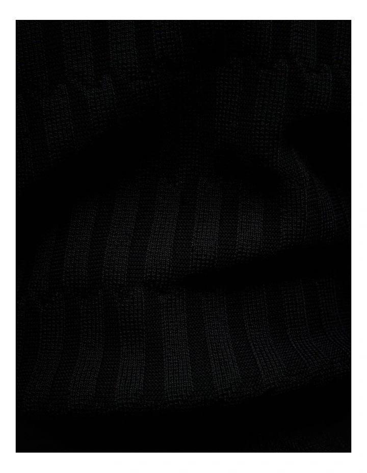 Otis Trophy Knit in Black image 7
