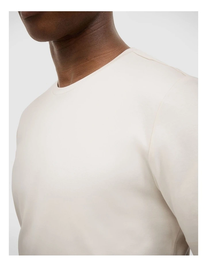 Wills Performance Tee in Bone image 4